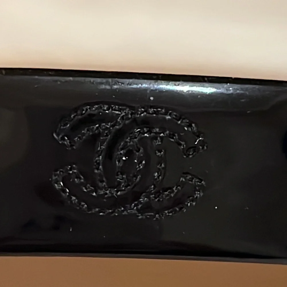 HP🎉🎉Chanel patent leather platform logo wedges - Picture 8 of 8